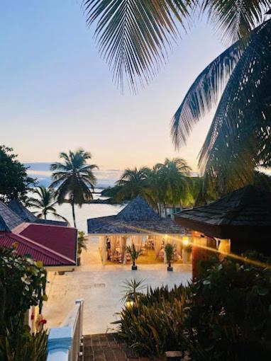 Studio Olia A P&V - Plages, Piscines Et Vue Mer! Sainte-Anne  Exterior photo